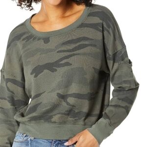 SPLENDID Camo pullover